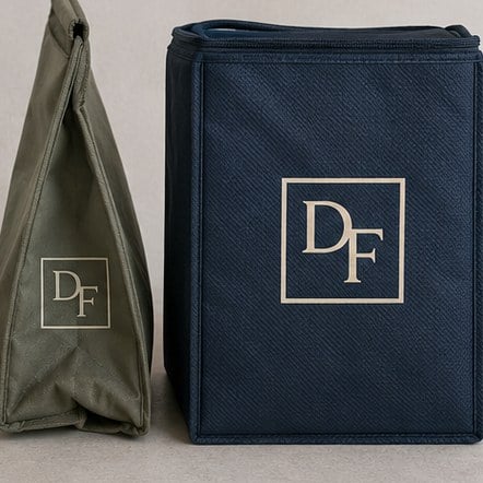 Branded insulated bags with logo